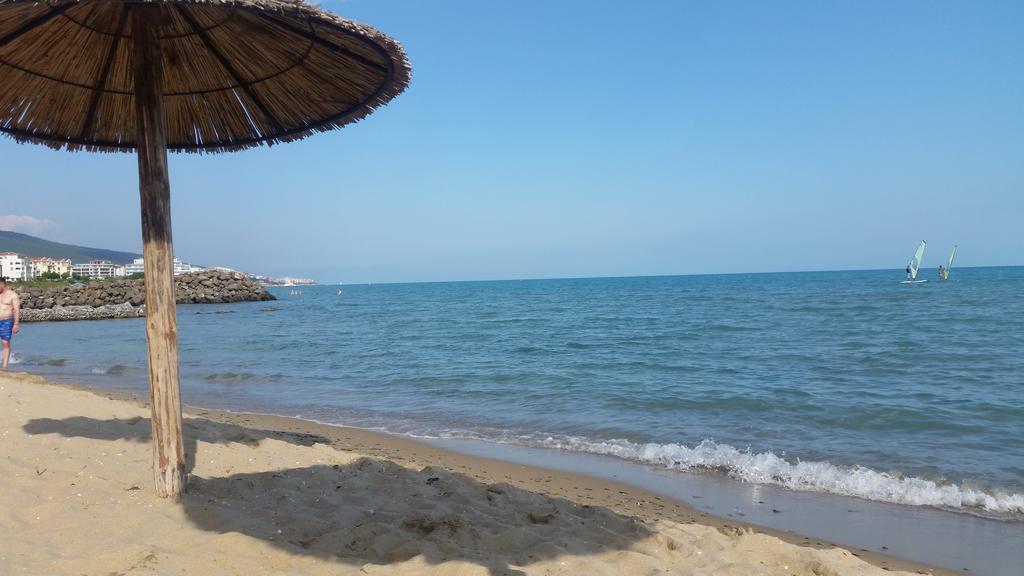 Harmony Suites Apartment Sveti Vlas Ngoại thất bức ảnh