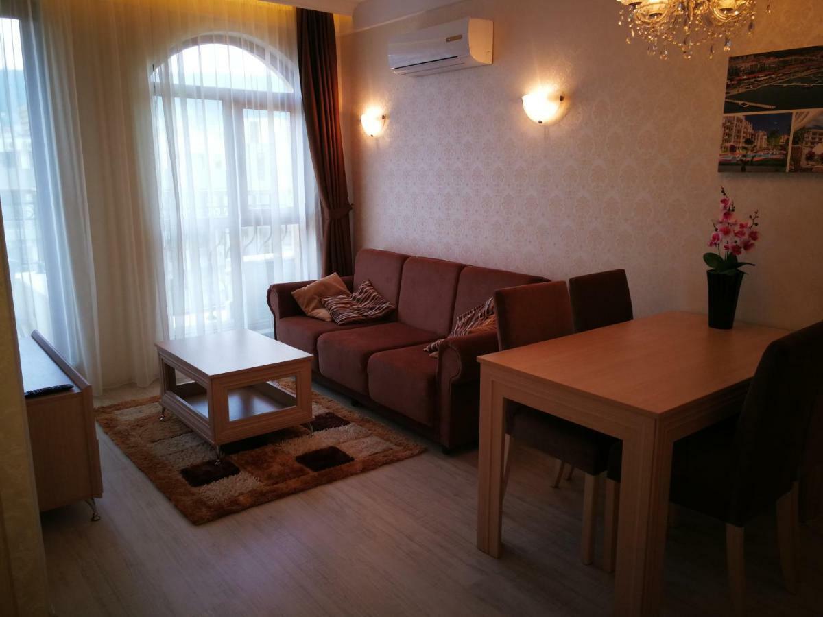 Harmony Suites Apartment Sveti Vlas Ngoại thất bức ảnh